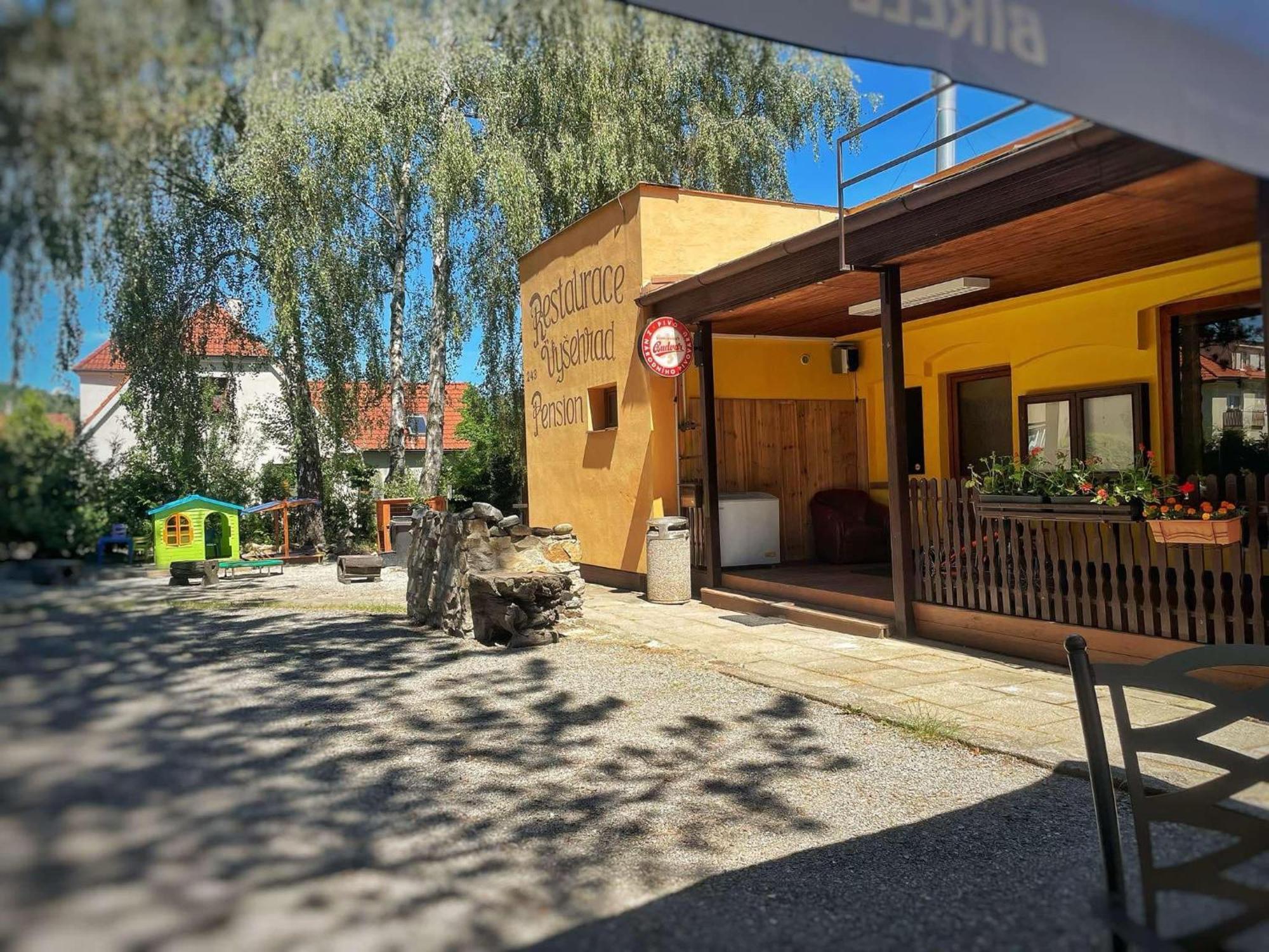 Penzion Vysehrad Nonstop Český Krumlov Dış mekan fotoğraf
